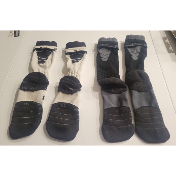Lot of 2 Nike Men's Elite Vapor Cushioned Football Crew Socks White & Black - Picture 1 of 5